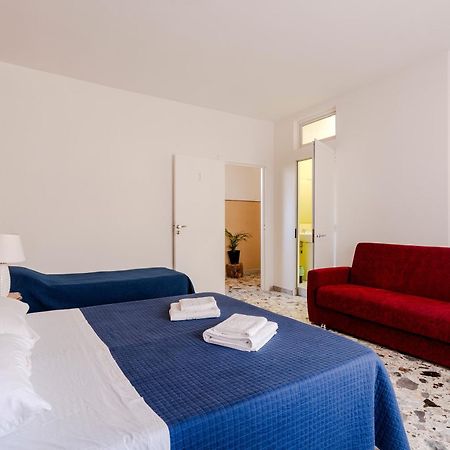 Hotel Casa Di Madre Antonia à Brindisi Extérieur photo