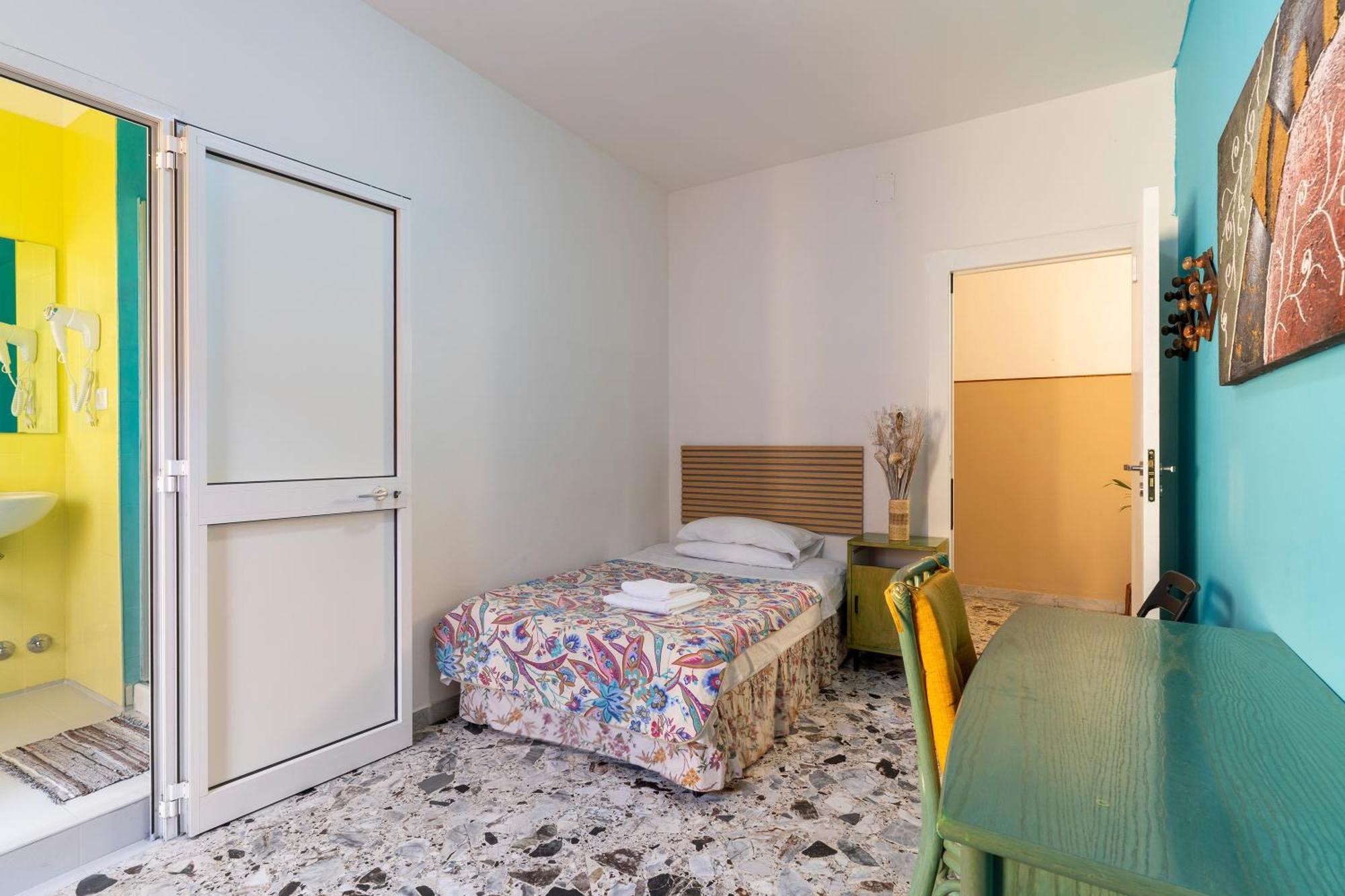 Hotel Casa Di Madre Antonia à Brindisi Extérieur photo